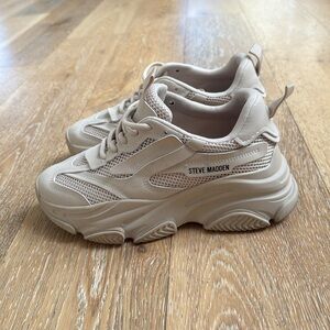 Steve Madden Chunky Sneakers - Size 6 - Great Condition